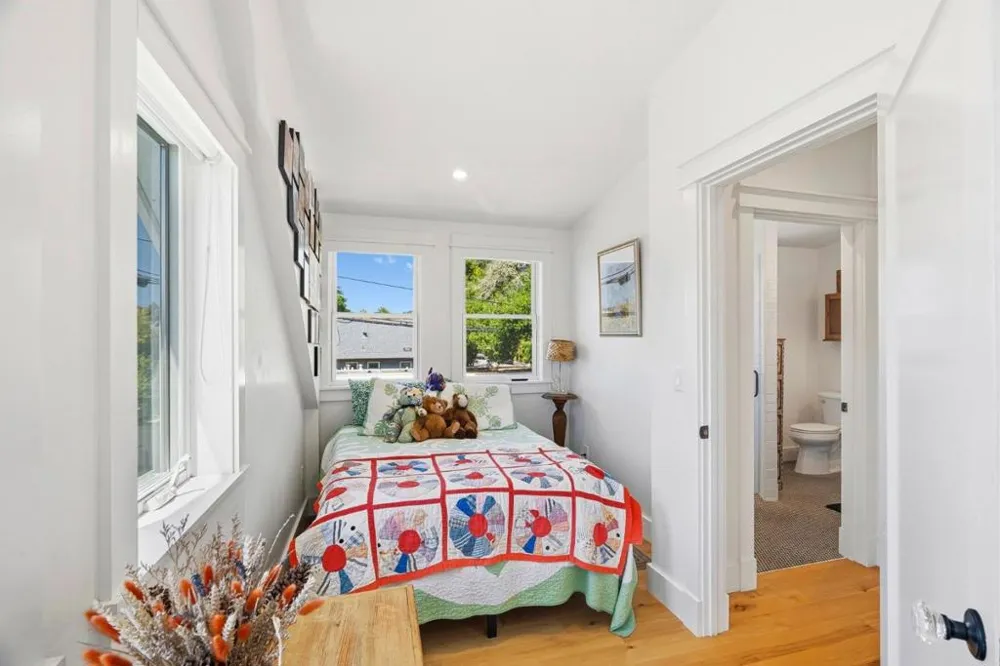 529 Capitola Avenue Capitola, CA 95010