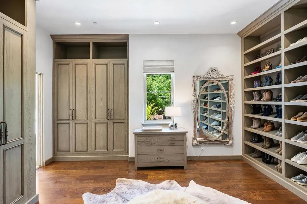 810 Lombardi Lane Hillsborough, CA 94010