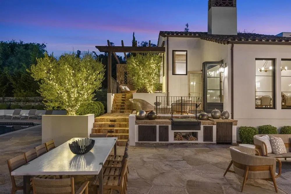 810 Lombardi Lane Hillsborough, CA 94010