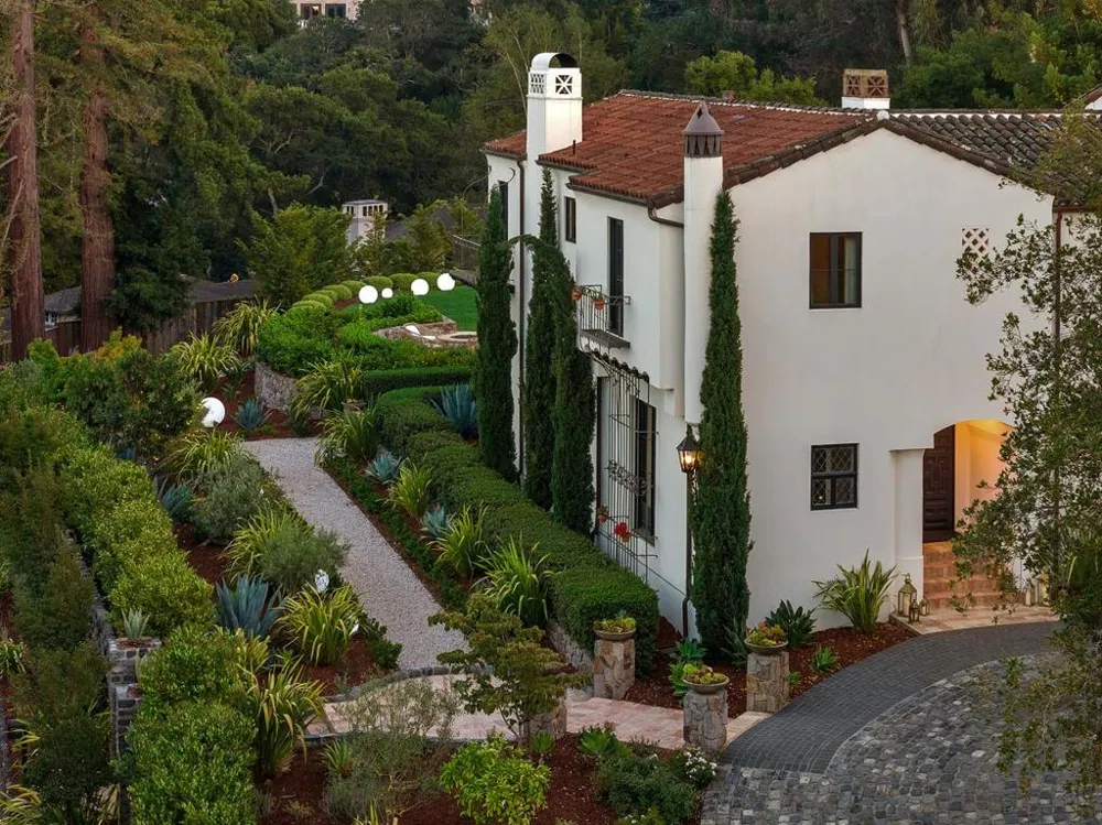 810 Lombardi Lane Hillsborough, CA 94010
