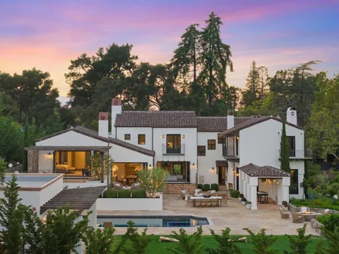 810 Lombardi Lane