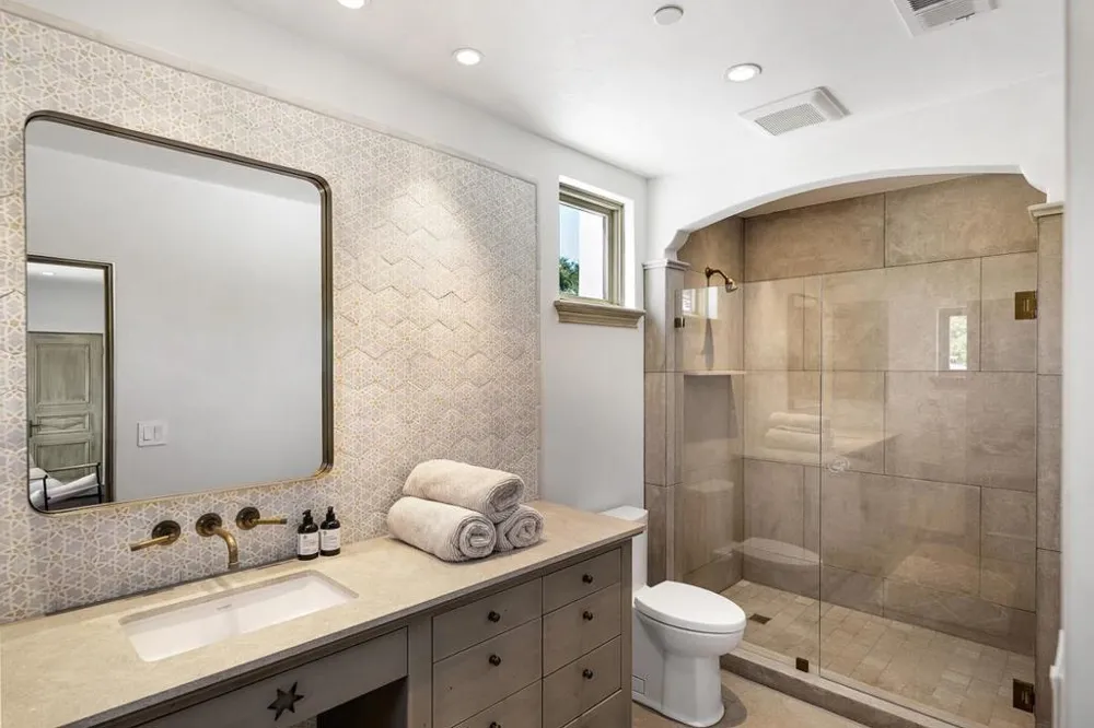 810 Lombardi Lane Hillsborough, CA 94010