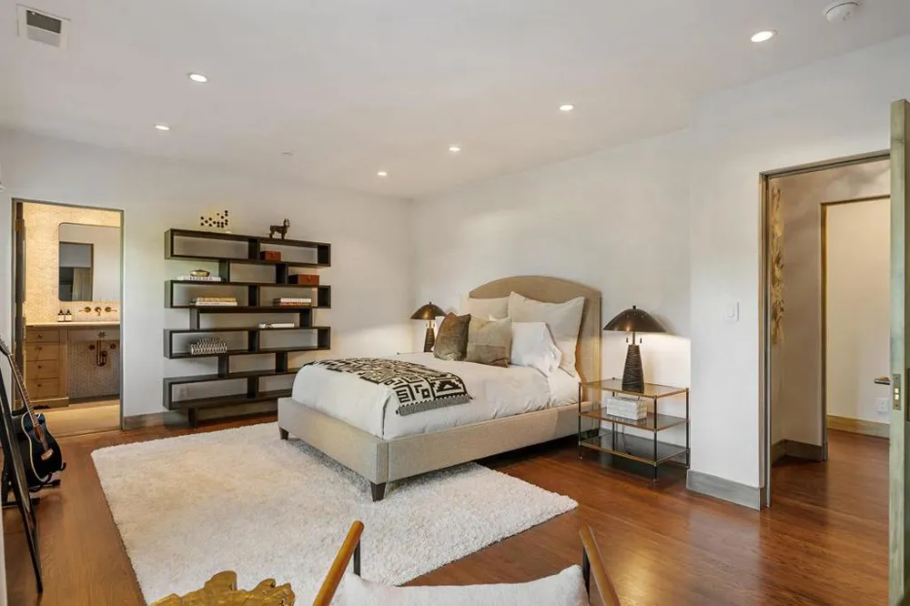 810 Lombardi Lane Hillsborough, CA 94010