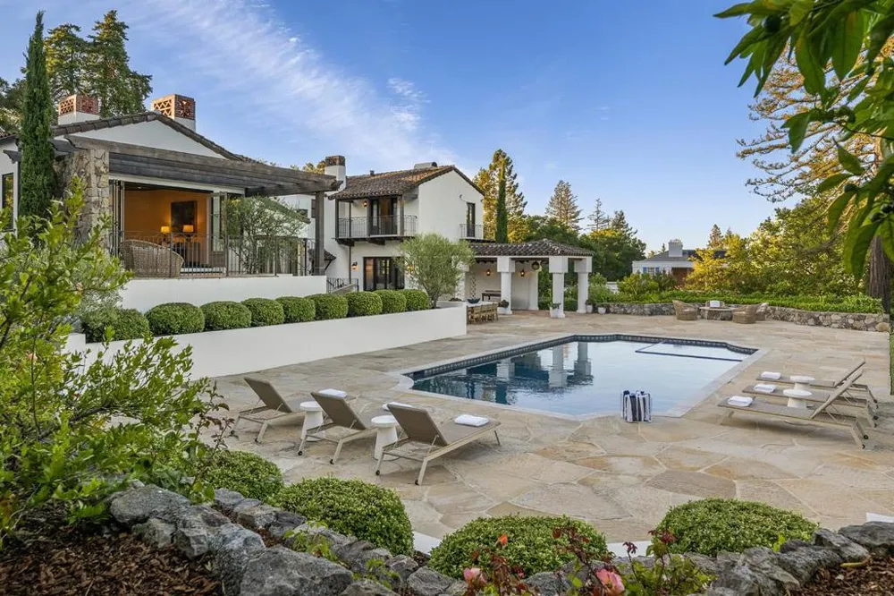 810 Lombardi Lane Hillsborough, CA 94010