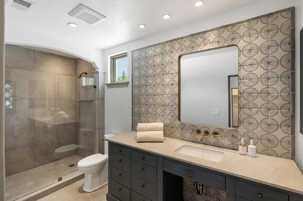 810 Lombardi Lane Hillsborough, CA 94010