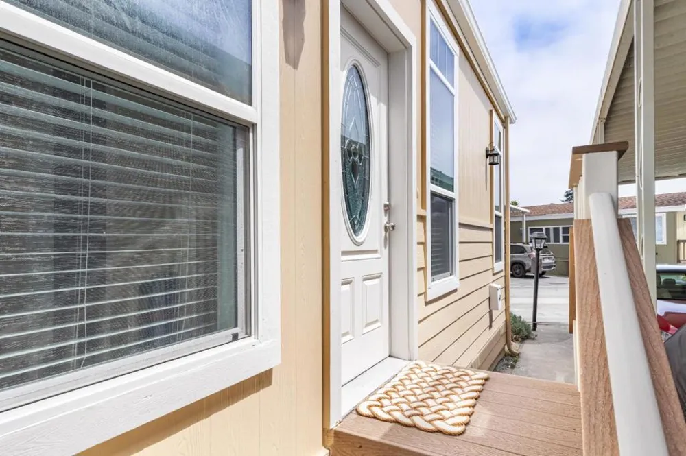 1555 Merrill Street #7 Santa Cruz, CA 95062
