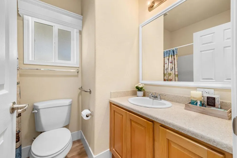 1555 Merrill Street #7 Santa Cruz, CA 95062