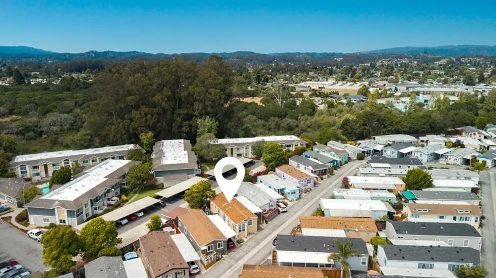 1555 Merrill Street #7 Santa Cruz, CA 95062