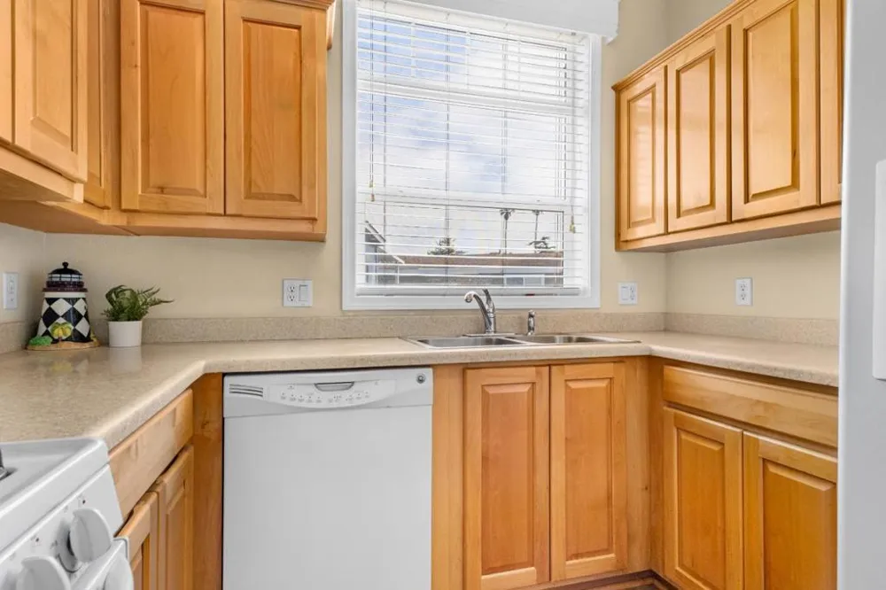 1555 Merrill Street #7 Santa Cruz, CA 95062