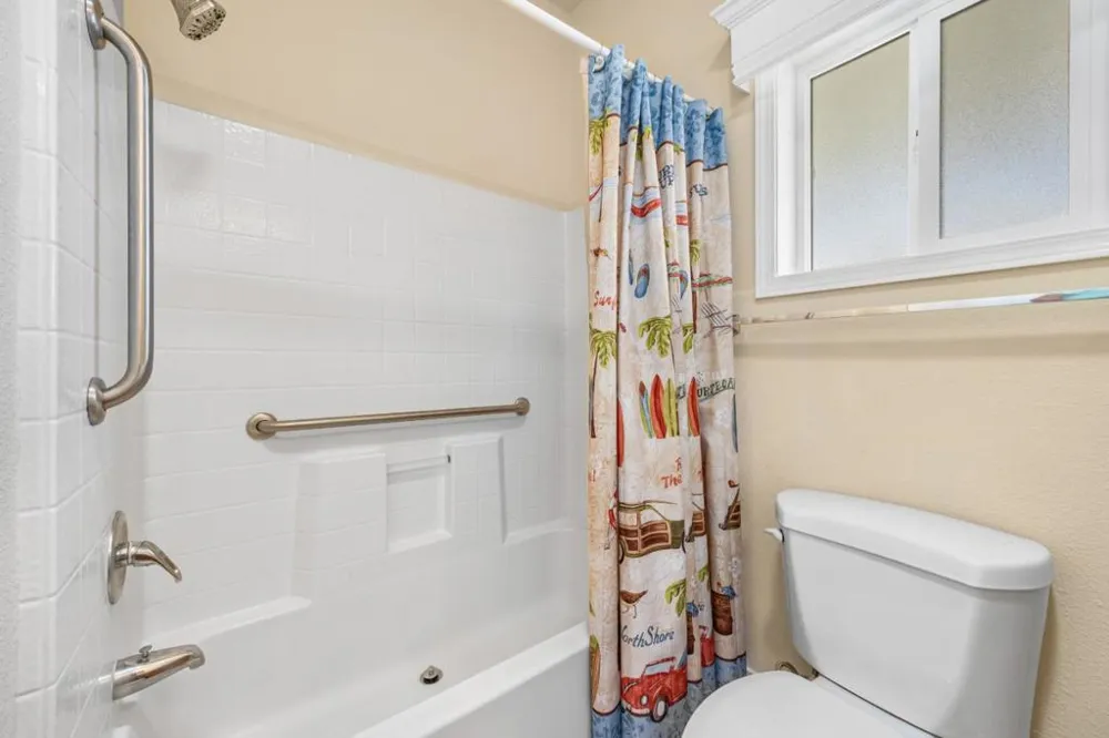 1555 Merrill Street #7 Santa Cruz, CA 95062