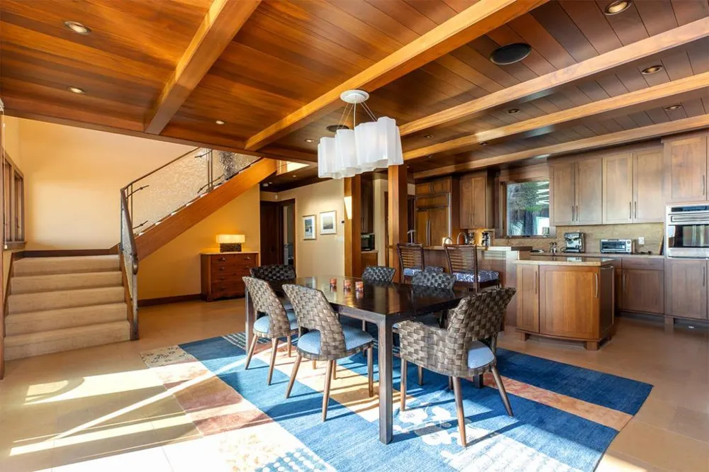 10 Potbelly Beach Road Aptos, CA 95003