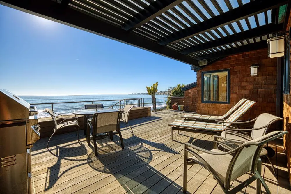 10 Potbelly Beach Road Aptos, CA 95003