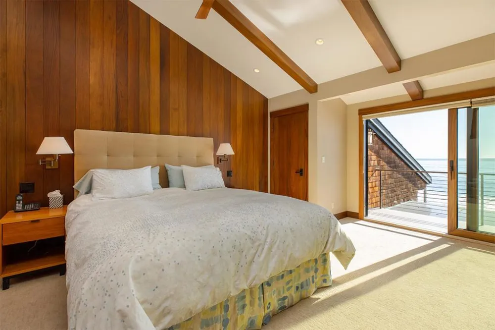 10 Potbelly Beach Road Aptos, CA 95003