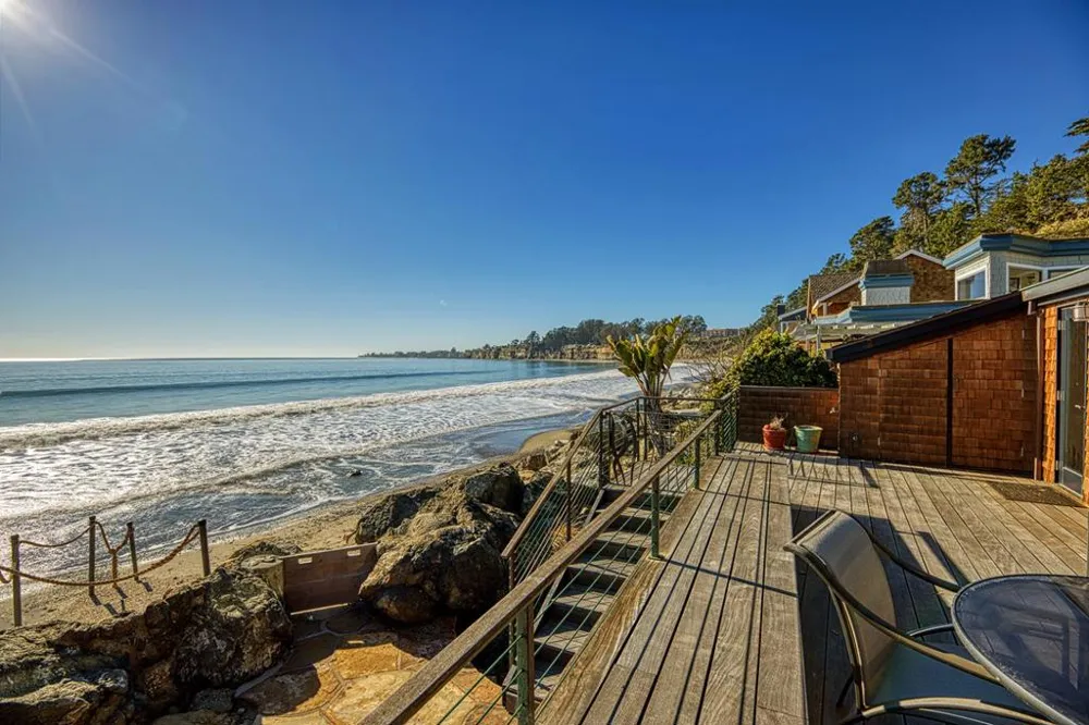 10 Potbelly Beach Road Aptos, CA 95003