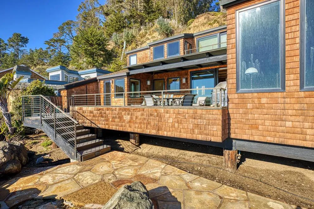 10 Potbelly Beach Road Aptos, CA 95003