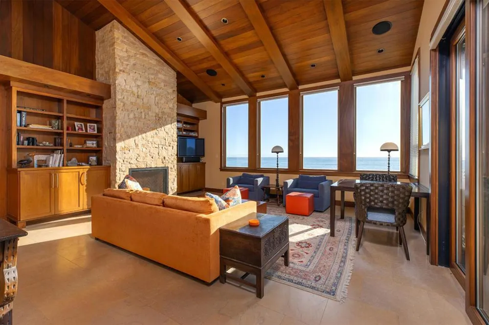 10 Potbelly Beach Road Aptos, CA 95003