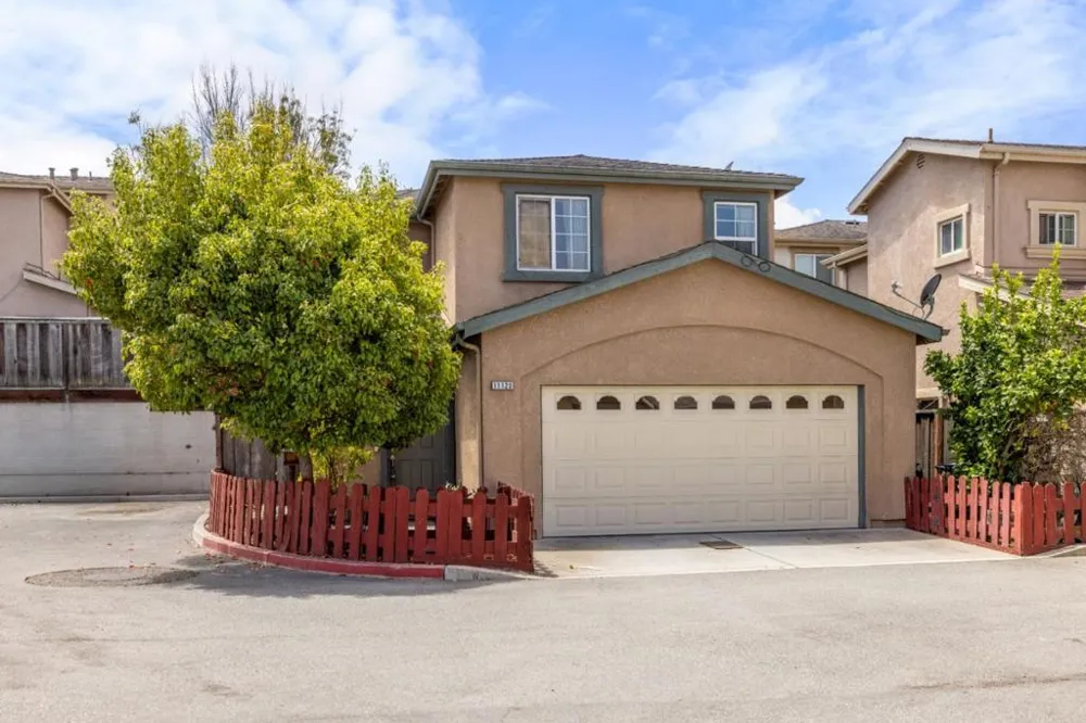 11120 Union Circle Castroville, CA 95012