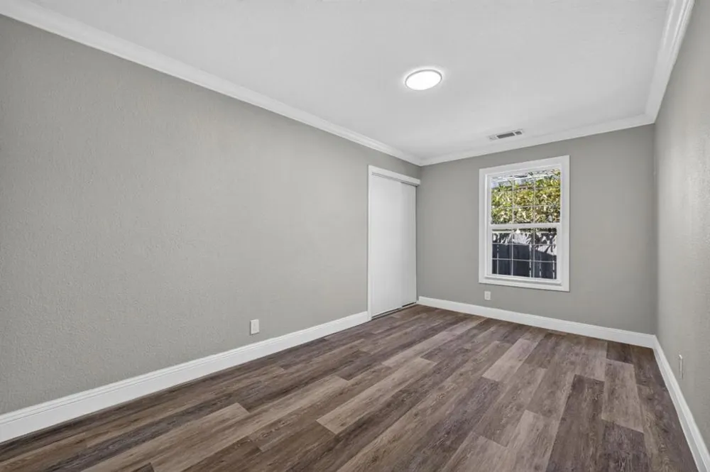1120 Alberni Street East Palo Alto, CA 94303