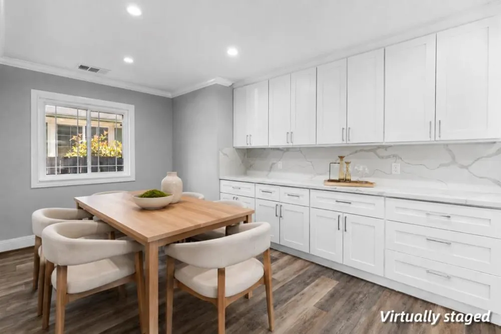 1120 Alberni Street East Palo Alto, CA 94303