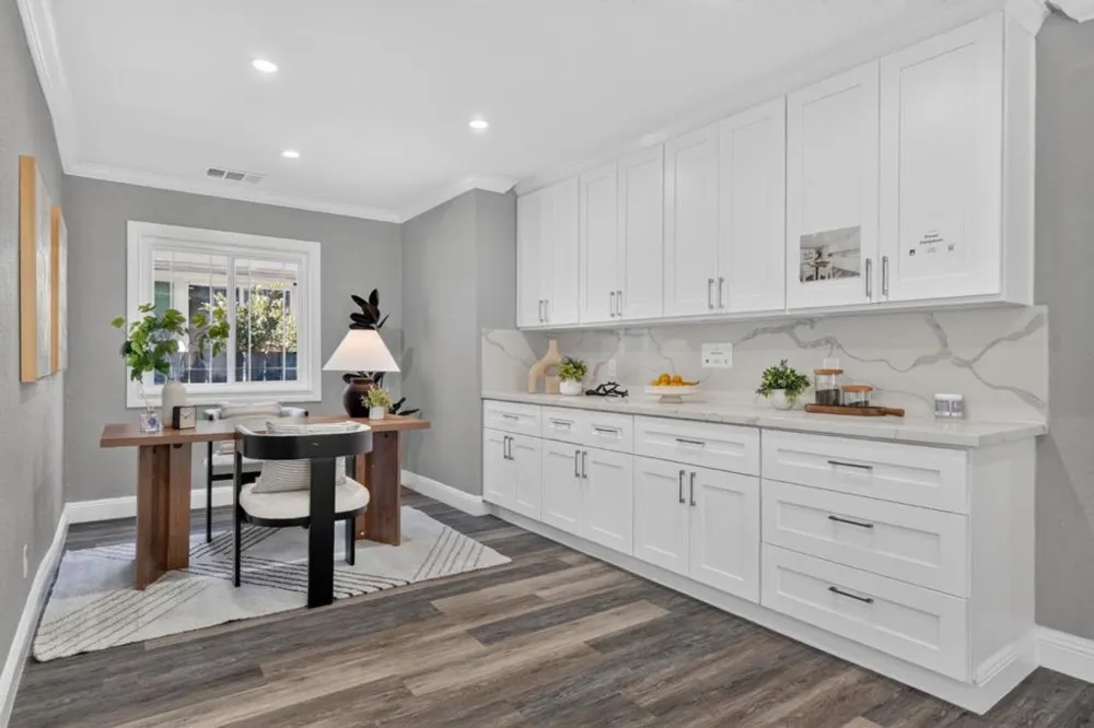 1120 Alberni Street East Palo Alto, CA 94303