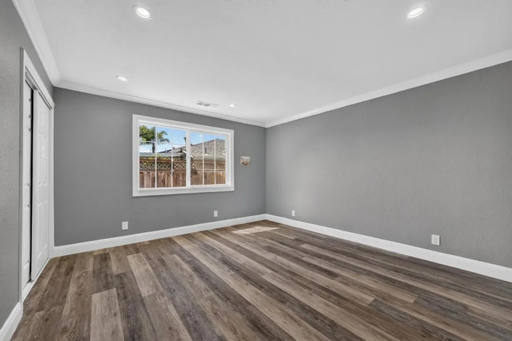1120 Alberni Street East Palo Alto, CA 94303