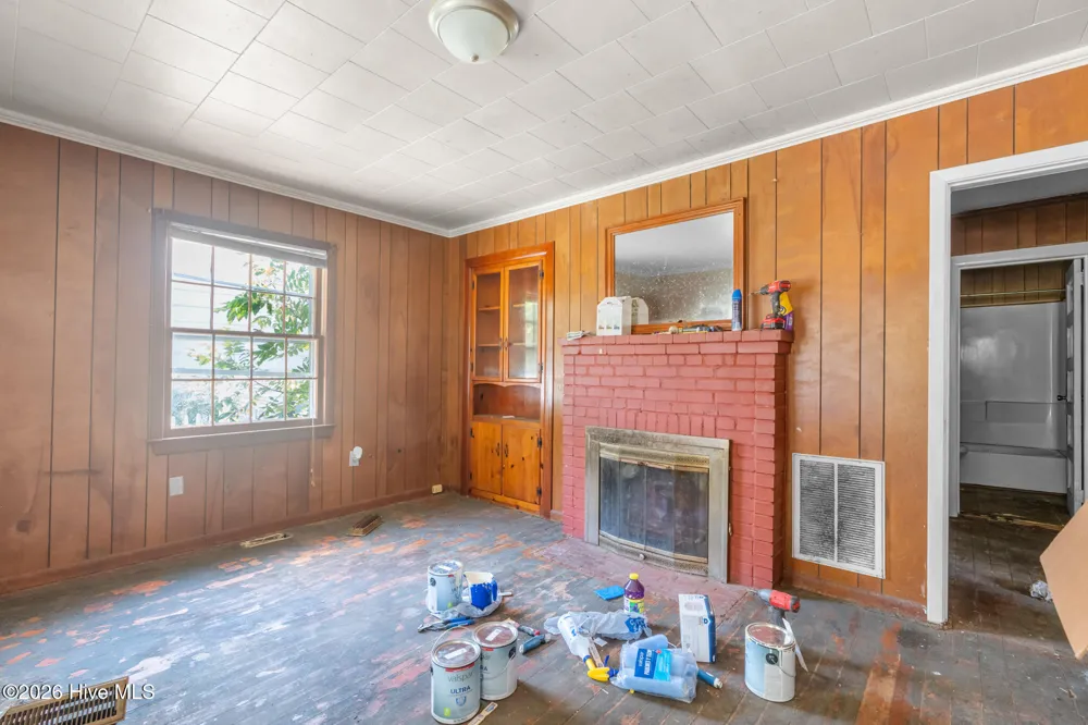 605 E Covington Street Laurinburg, NC 28352