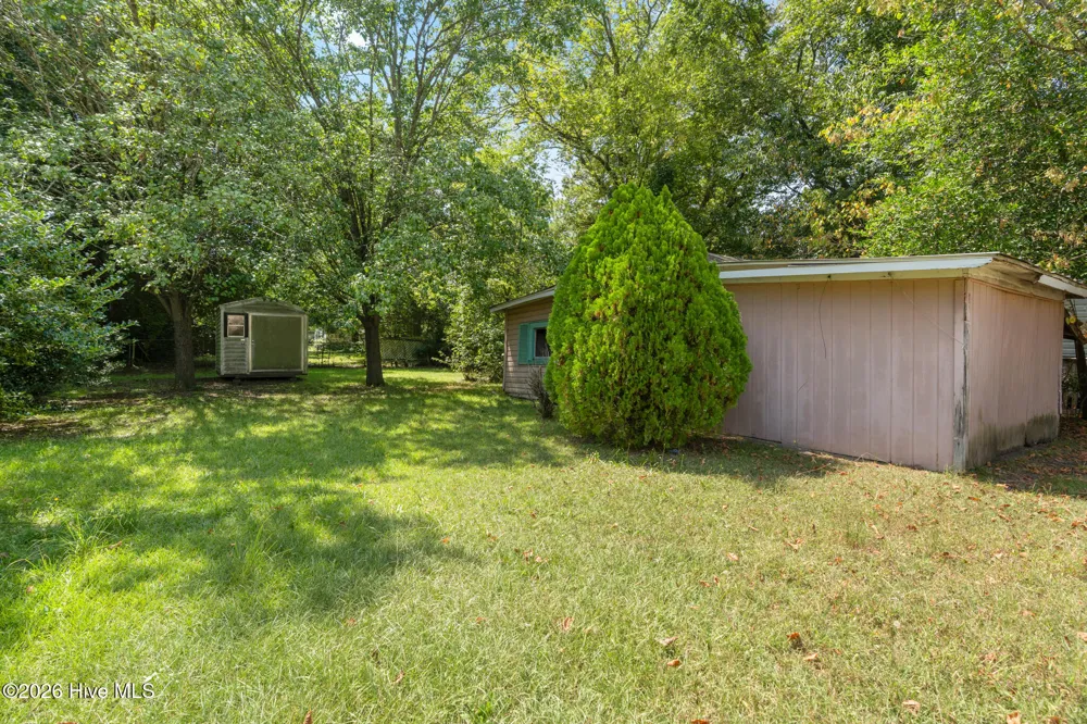 605 E Covington Street Laurinburg, NC 28352