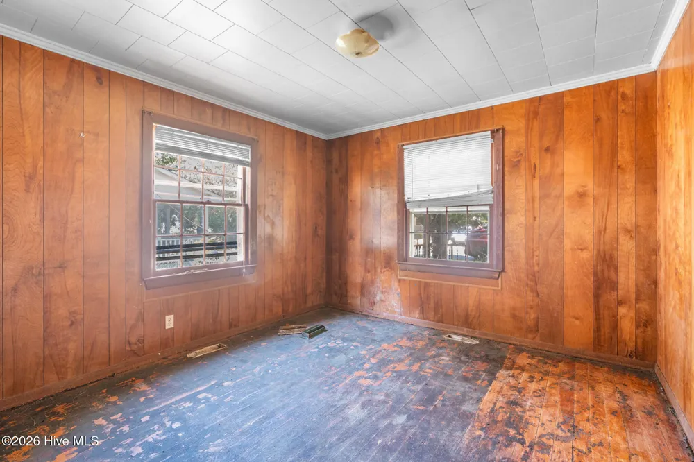 605 E Covington Street Laurinburg, NC 28352