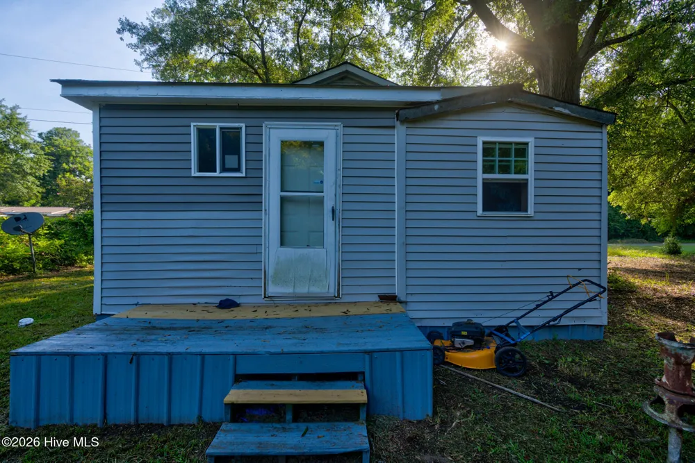 605 E Covington Street Laurinburg, NC 28352