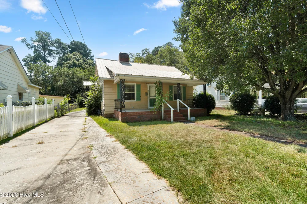 605 E Covington Street Laurinburg, NC 28352