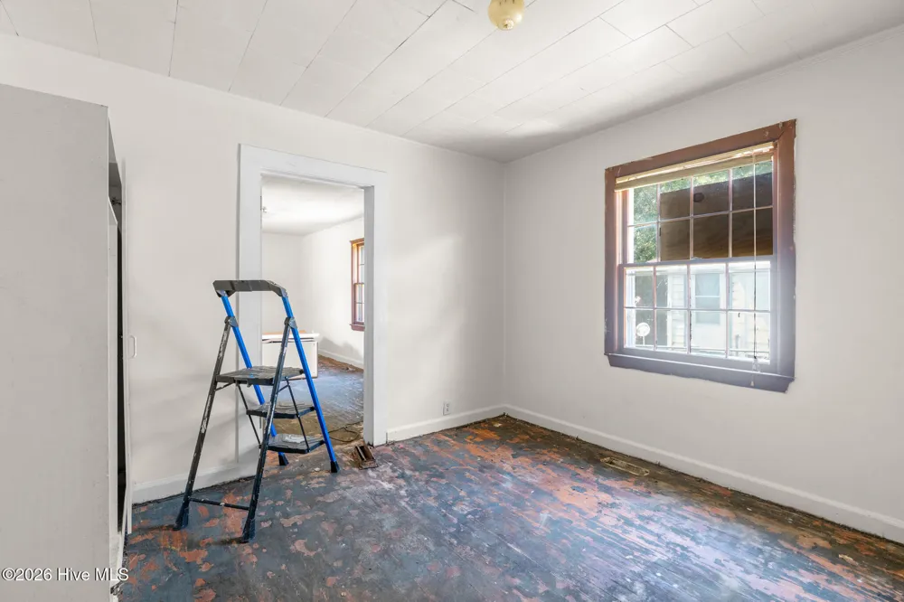 605 E Covington Street Laurinburg, NC 28352