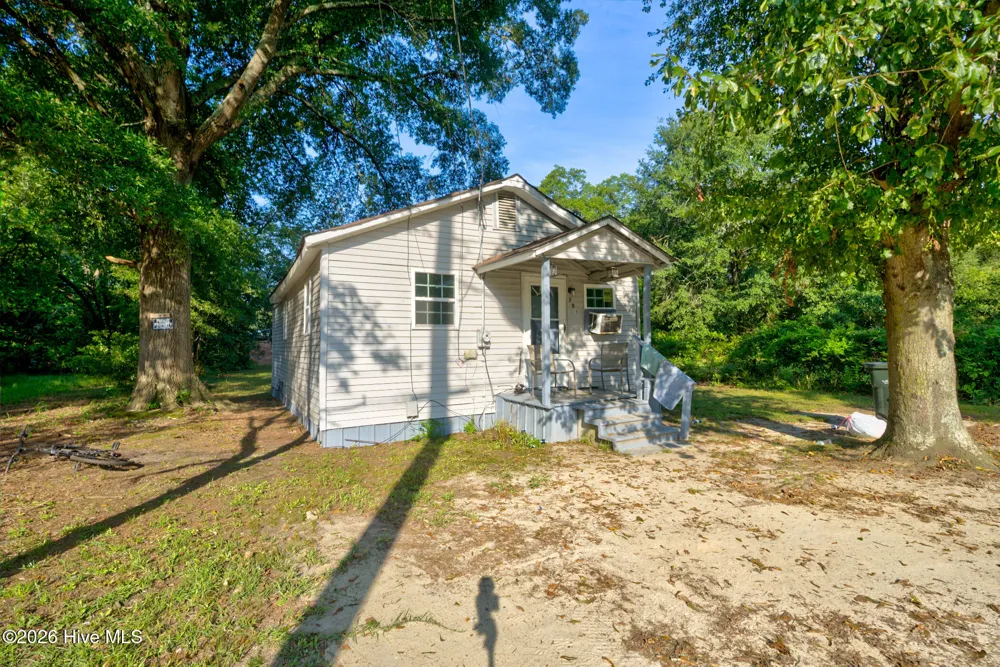 605 E Covington Street Laurinburg, NC 28352