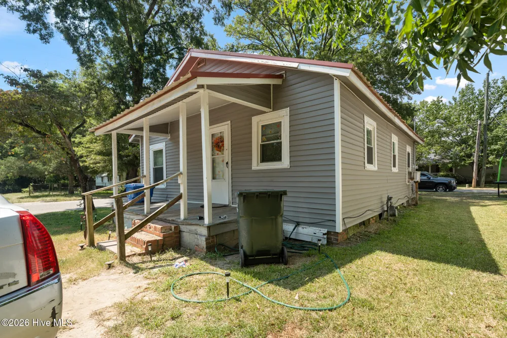 605 E Covington Street Laurinburg, NC 28352
