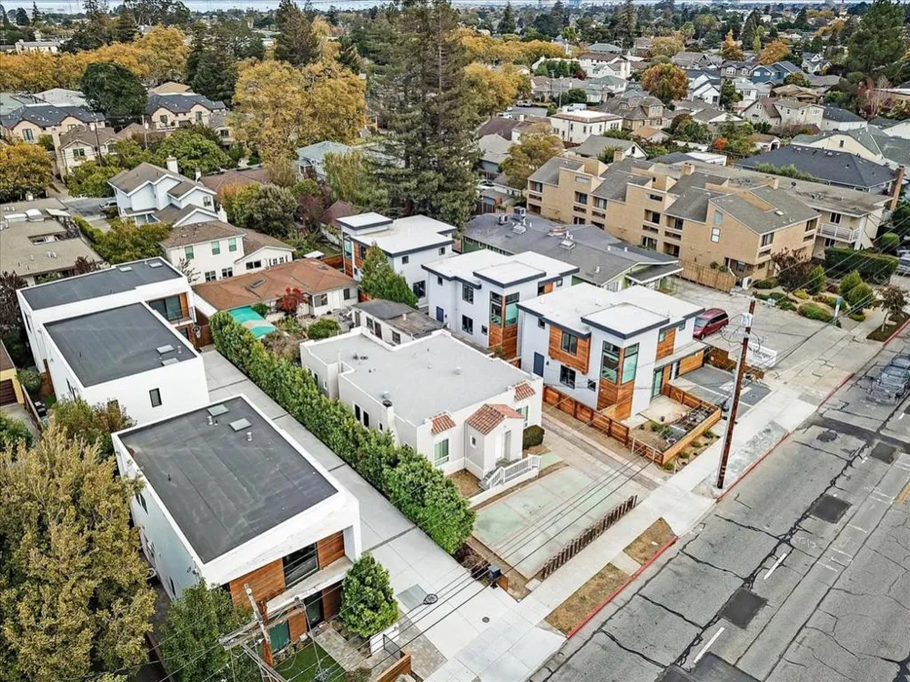 664 El Camino Real San Mateo, CA 94401