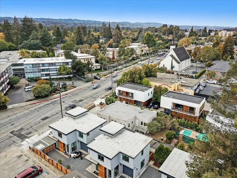 664 El Camino Real San Mateo, CA 94401