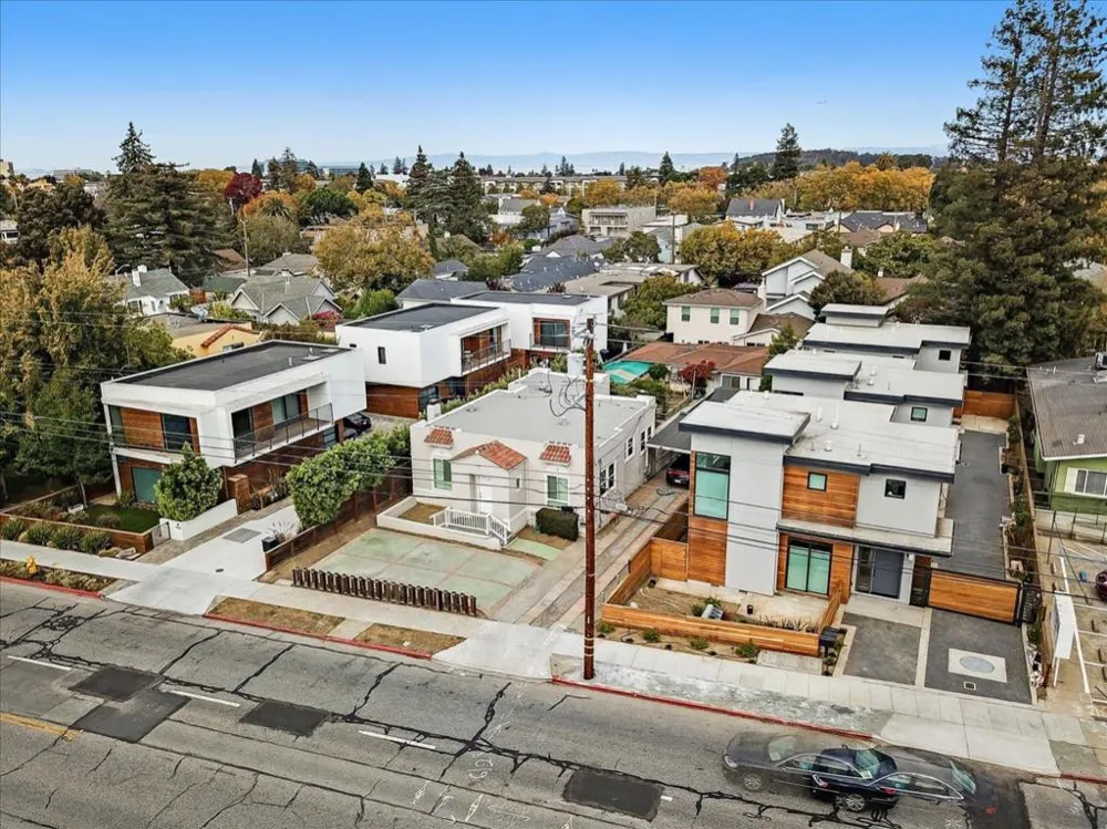 664 El Camino Real San Mateo, CA 94401