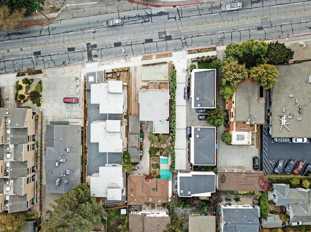 664 El Camino Real San Mateo, CA 94401