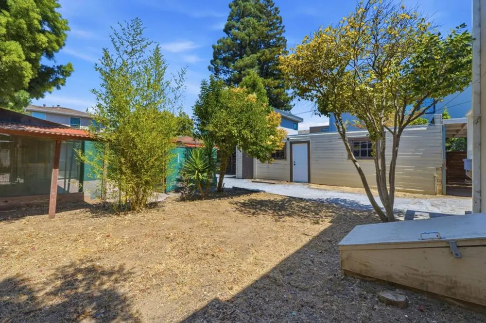 664 El Camino Real San Mateo, CA 94401
