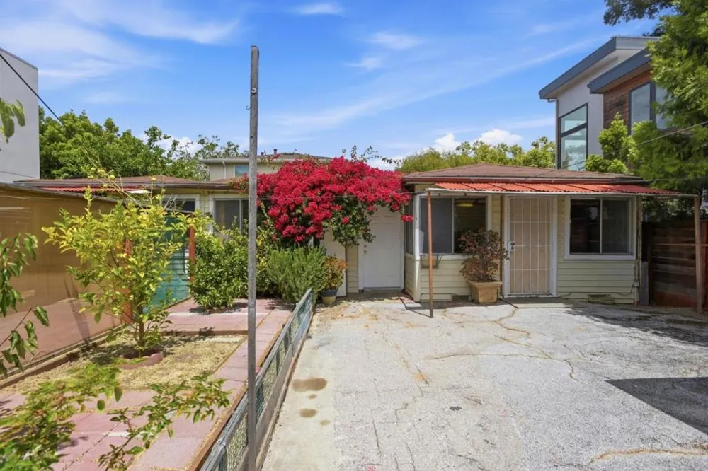 664 El Camino Real San Mateo, CA 94401