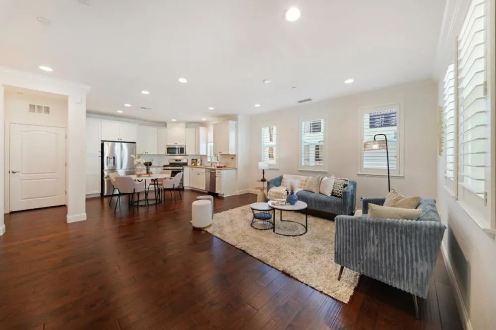 73 Montecito Vista Drive #5 San Jose, CA 95111