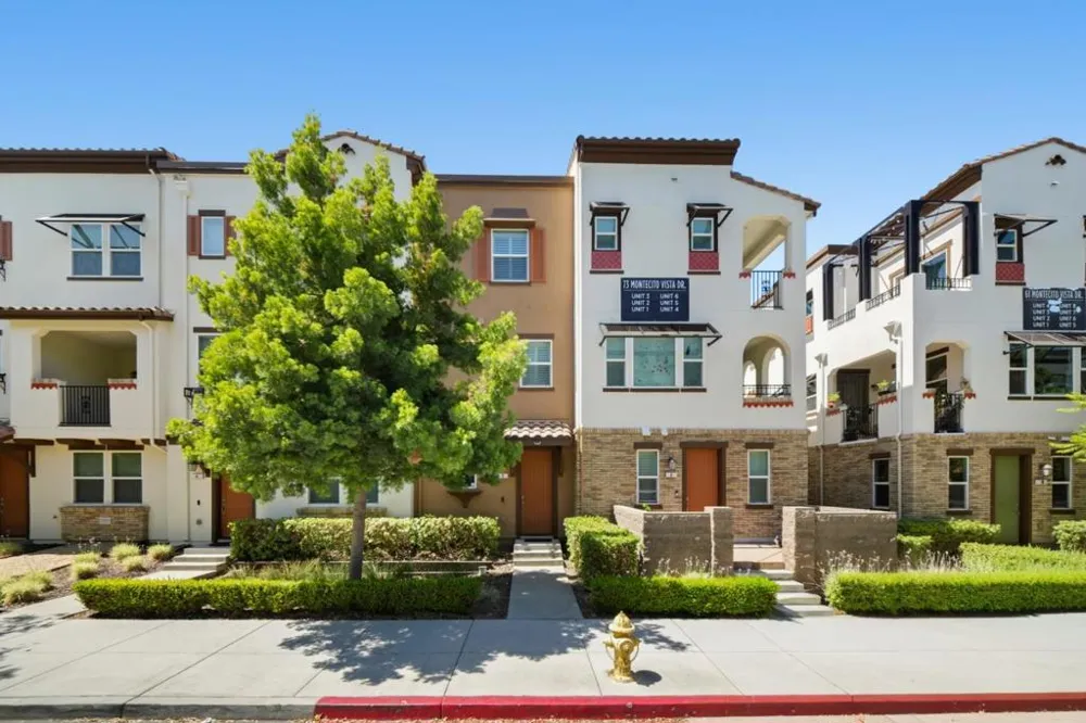 73 Montecito Vista Drive #5 San Jose, CA 95111