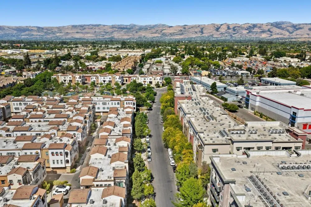 73 Montecito Vista Drive #5 San Jose, CA 95111
