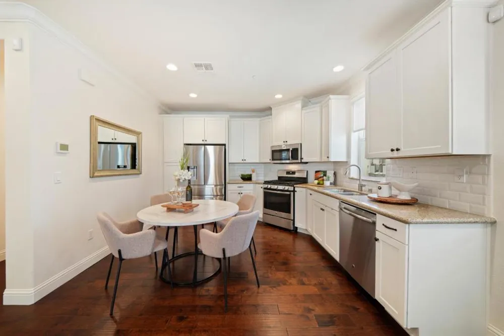73 Montecito Vista Drive #5 San Jose, CA 95111
