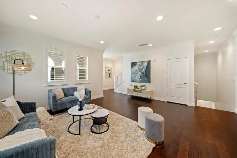 73 Montecito Vista Drive #5 San Jose, CA 95111