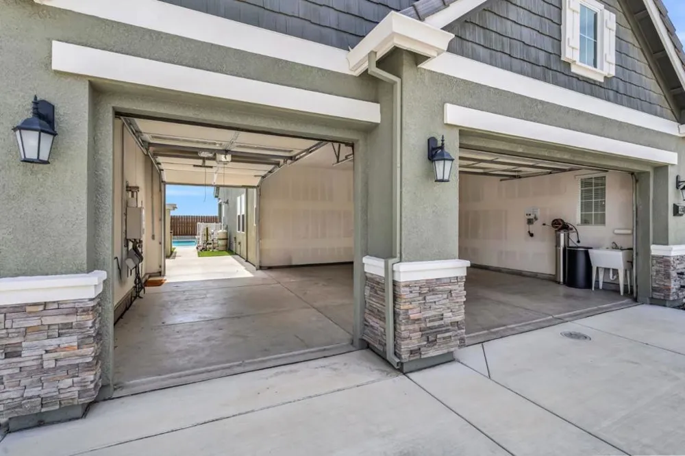 1436 FREESTONE ROAD Manteca, CA 95337