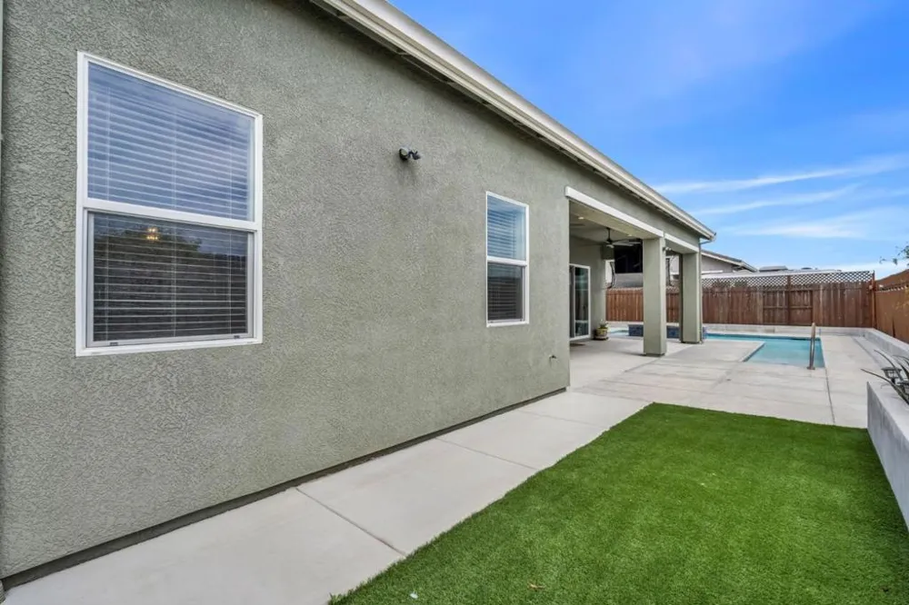 1436 FREESTONE ROAD Manteca, CA 95337