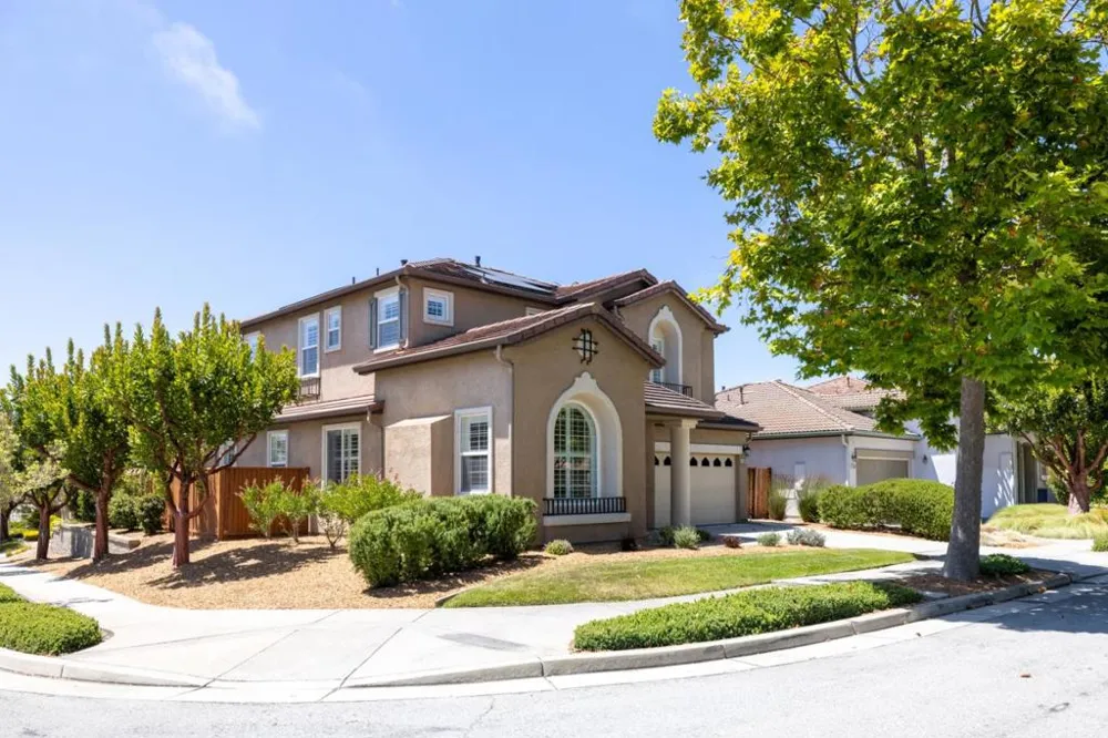 4305 Peninsula Point Drive Seaside, CA 93955