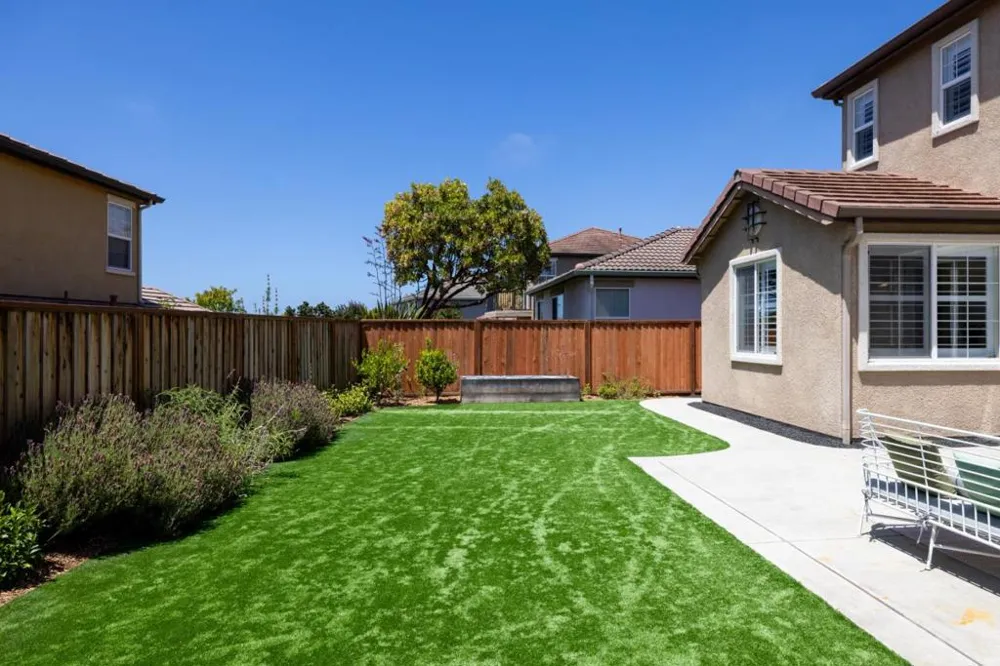 4305 Peninsula Point Drive Seaside, CA 93955