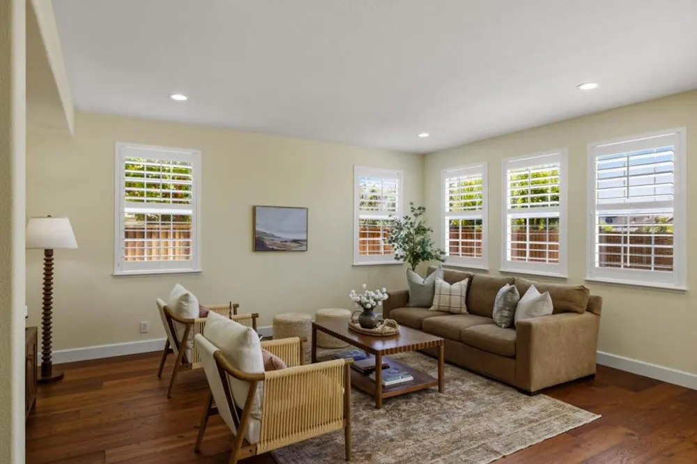 4305 Peninsula Point Drive Seaside, CA 93955