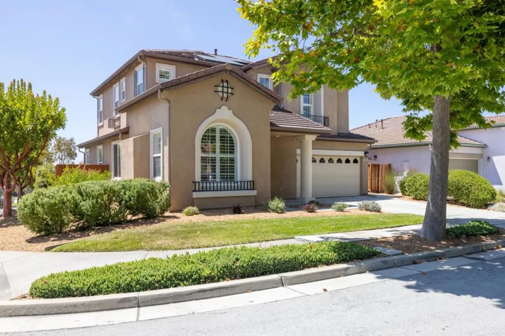 4305 Peninsula Point Drive Seaside, CA 93955